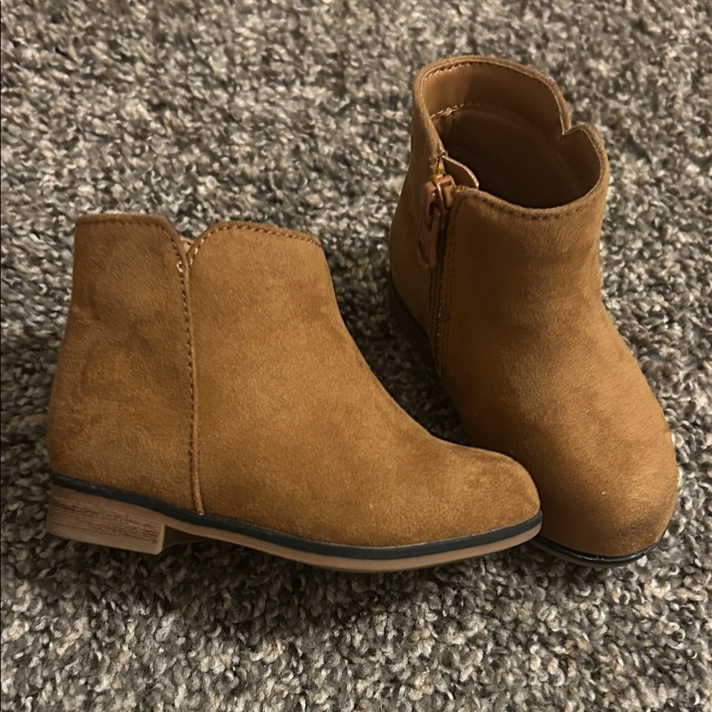 Cat & Jack Brown Kids Boots